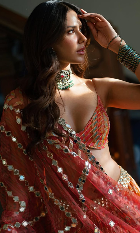 Sonam Bajwa Stuns in Red Mirror Lehenga