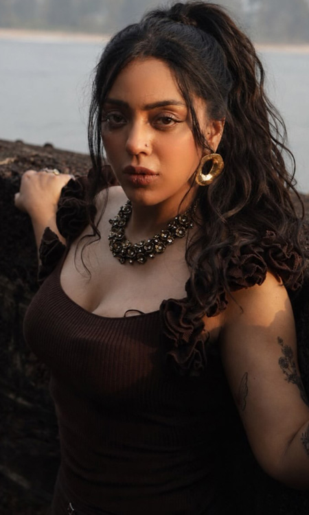 Deviyani Sharma Sets Internet On Fire With Her Beauty