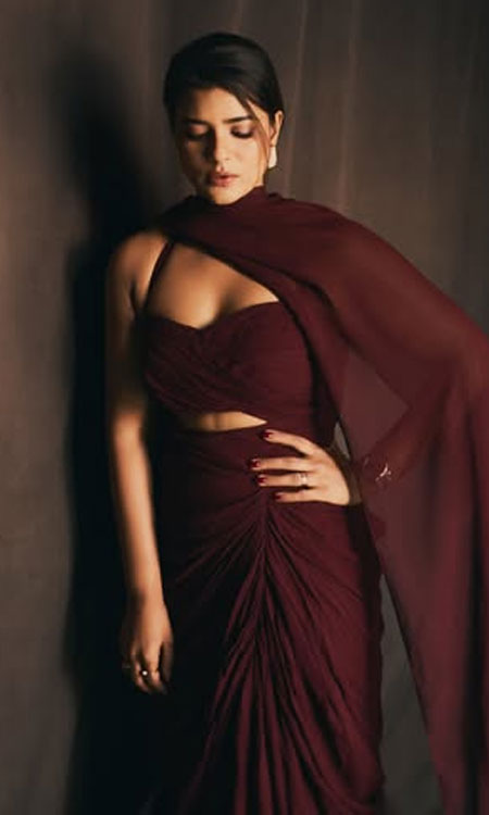 Aishwarya Rajesh Shines in Maroon: A Tale of Talent and Tenacity