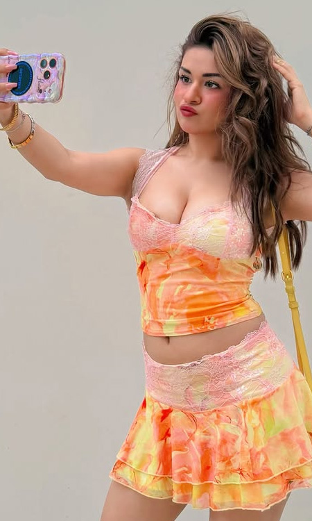 Avneet Kaurs Miami Look Goes Viral on Social Media