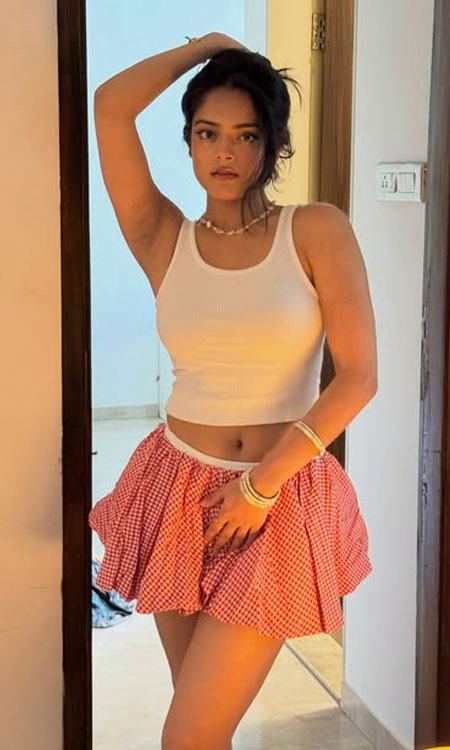 Riddhi Kumar Playful Hues, Radiant Moods