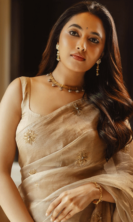 Priyanka Mohans Graceful Saree Look Steals the Spotlight at 666 Operation Dream Theatre Event