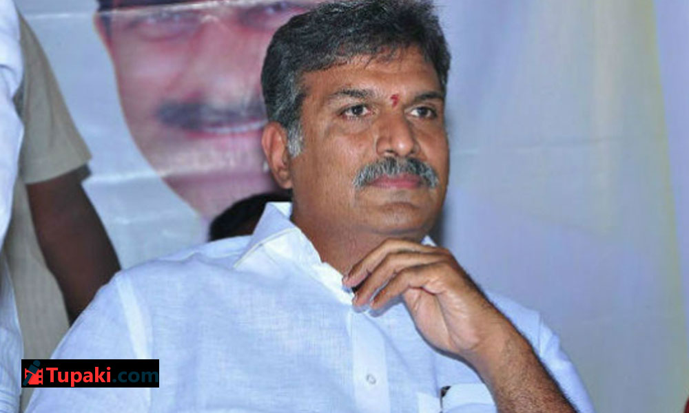 బెజ‌వాడ‌ లో కాల్‌మ‌నీ.. మాజీ ఎంపీ ఫైట్‌!