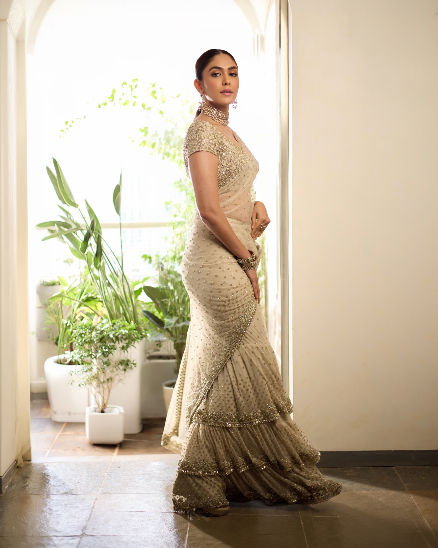 Mrunal Thakur Looks Like a Royal Princess in Stunning Lehenga Look