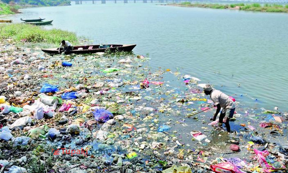 పవన్ సార్, ఇటుచూడండి : యథావిధిగా గోదావరి.. రాత్రి సమయంలో నదిలోకి కలుషిత జలాలు?