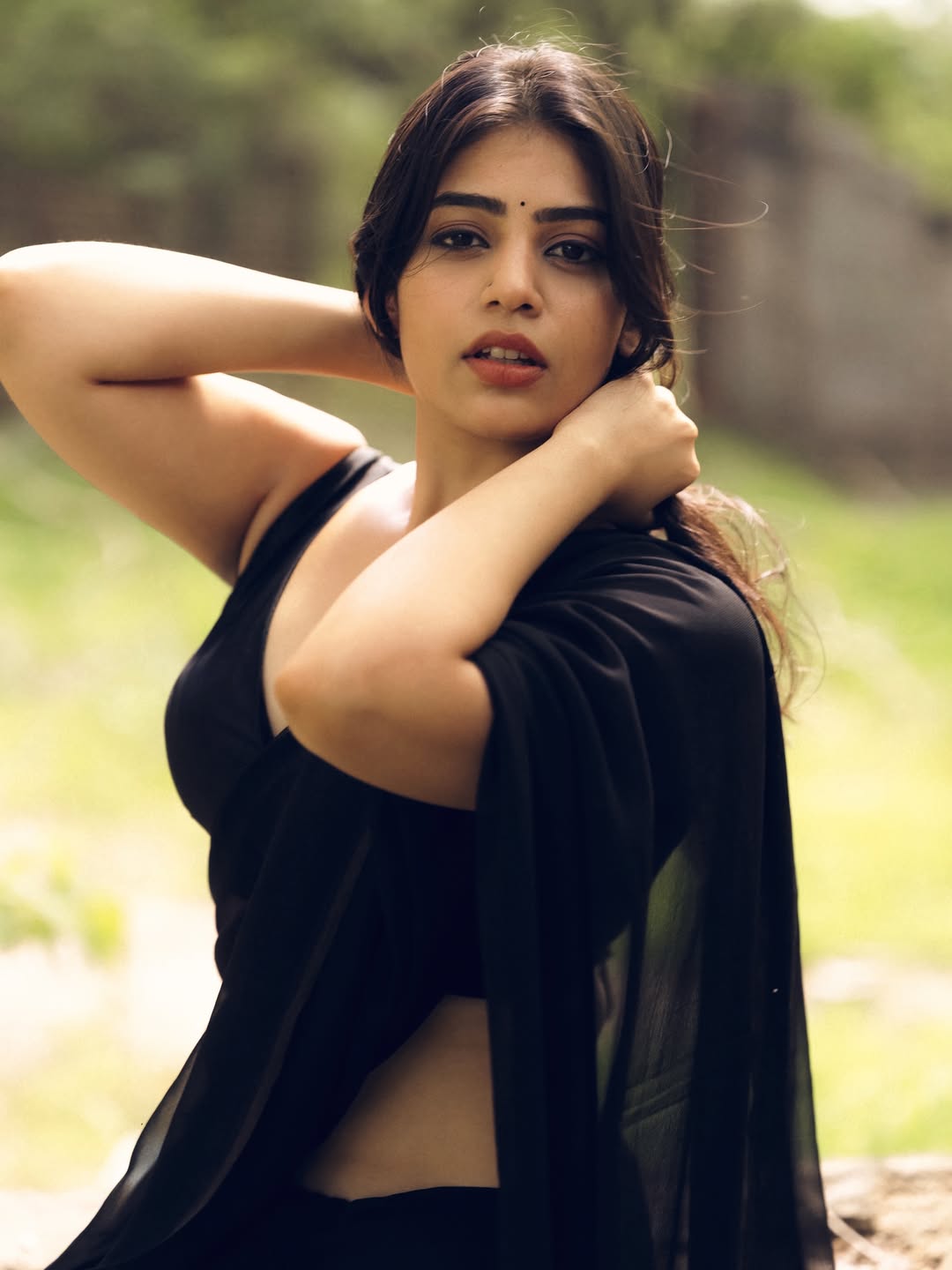 Bandhavi Sridhar Stuns in Black Look Showcasing Her Glamorous Style
