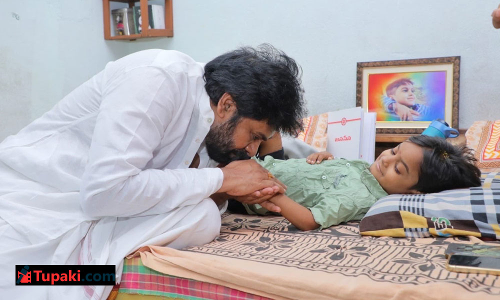 How Pawan Kalyan Reacted To Niranjan’s Death? How Pawan Kalyan Reacted To Niranjan’s Death?