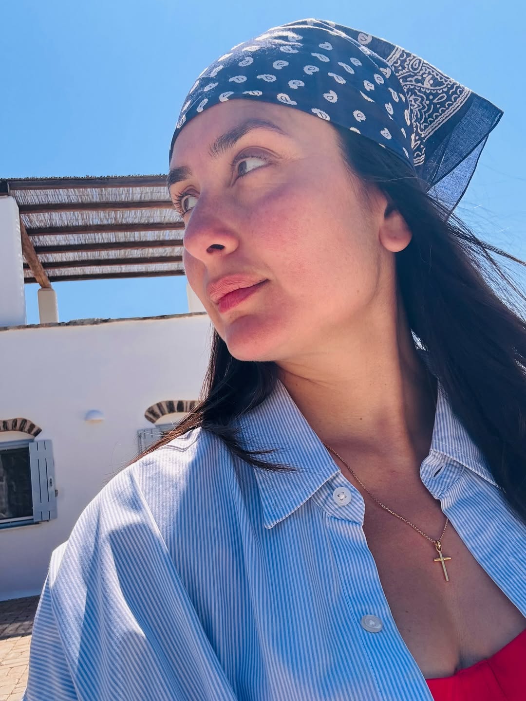 Kareena Kapoor Khan’s Bandana Look Defines Effortless Summer Glamour
