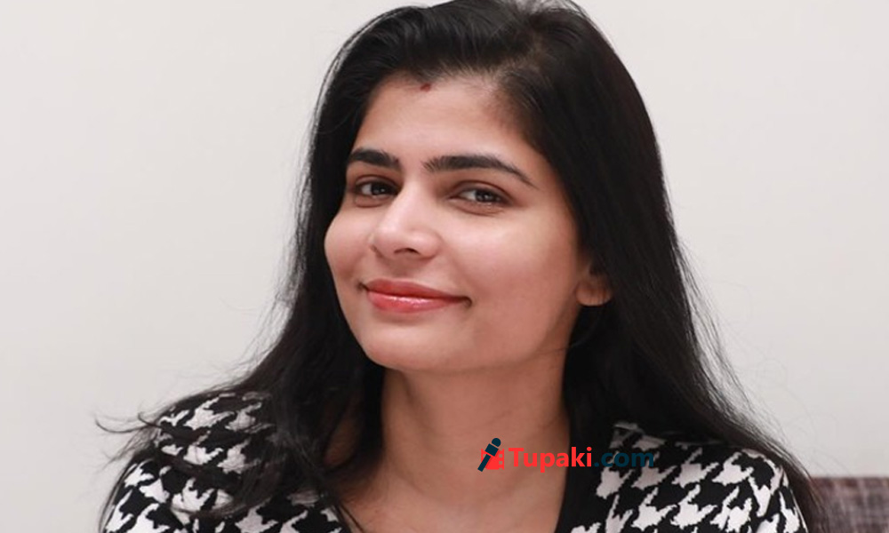 గుడిలో సిగరెట్ కాల్చుతూ వీడియో.. చిన్మయి రివీల్ చేసిన అసలు విషయమిదే..