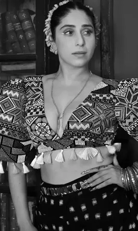 Neha Bhasin: Voice of a Generation – Hits, Debut & Musical Journey