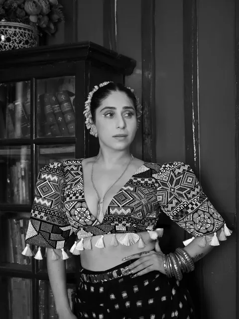 Neha Bhasin: Voice of a Generation – Hits, Debut & Musical Journey
