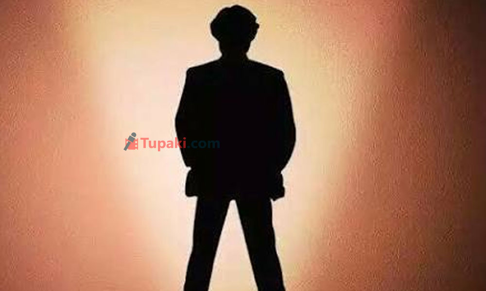 సూప‌ర్ స్టార్  చిత్రాల వెనుక మాస్టర్ ప్లాన్!