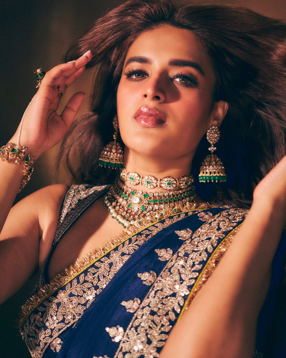 Nidhhi Agerwal Dazzles in an Embroidered Midnight Blue Saree