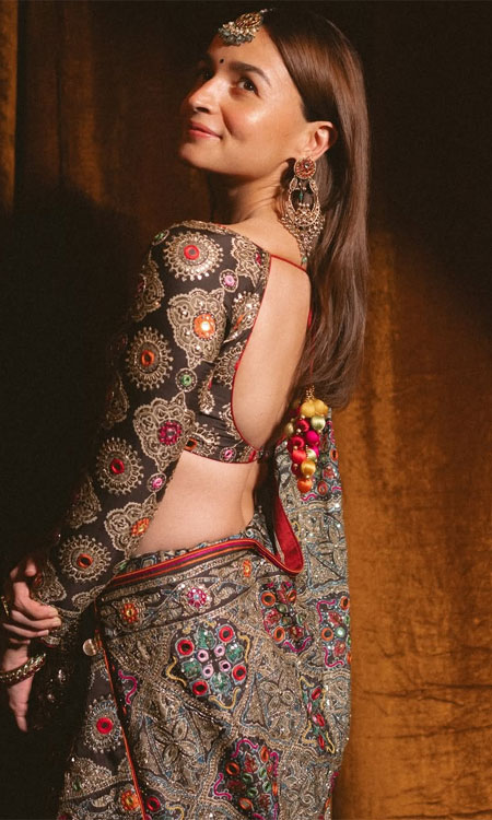 Alia Bhatt Enjoys at Best Friend Akansha Ranjan Kapoors Wedding Celebrations