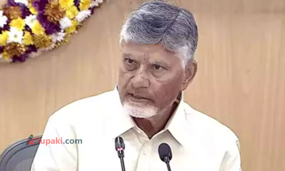 నాలుగు గోడలు దాటి వెళ్ళండి...బాబు దిశా నిర్దేశం