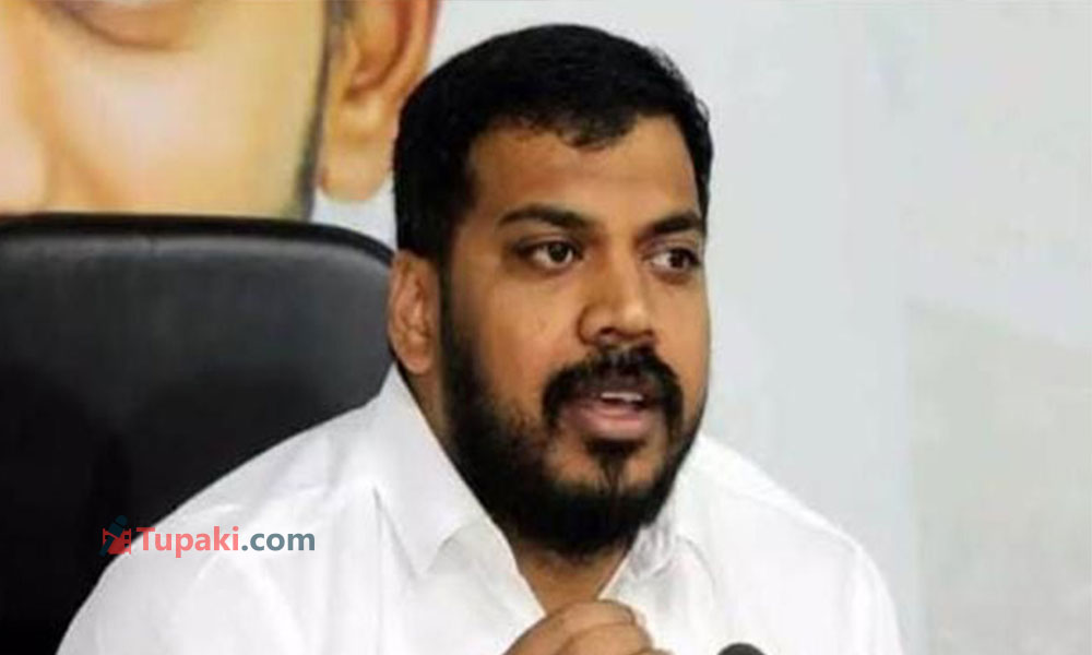 జగన్ సన్నిహిత మాజీ మంత్రి అక్కడ గురి  ?