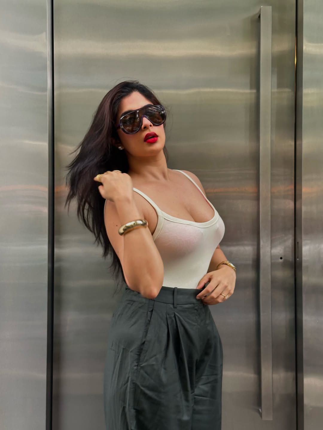 Nikita Sharma Stuns In Chic Cafe Look As Actress Continues To Impress Fans With Style