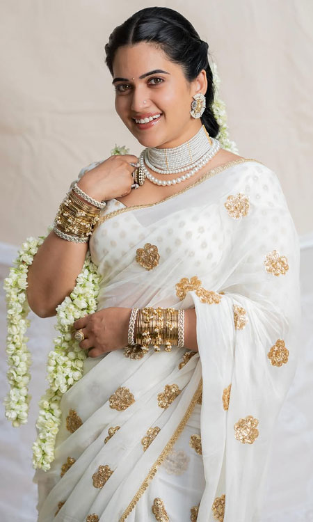 Sravanthi Chokarapu Shares a Beautiful Life Message