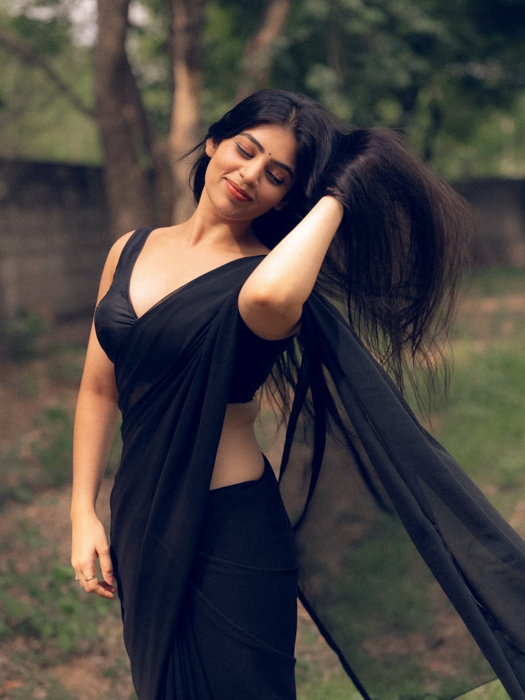 Bandhavi Sridhar Redefining Ethnic Charm