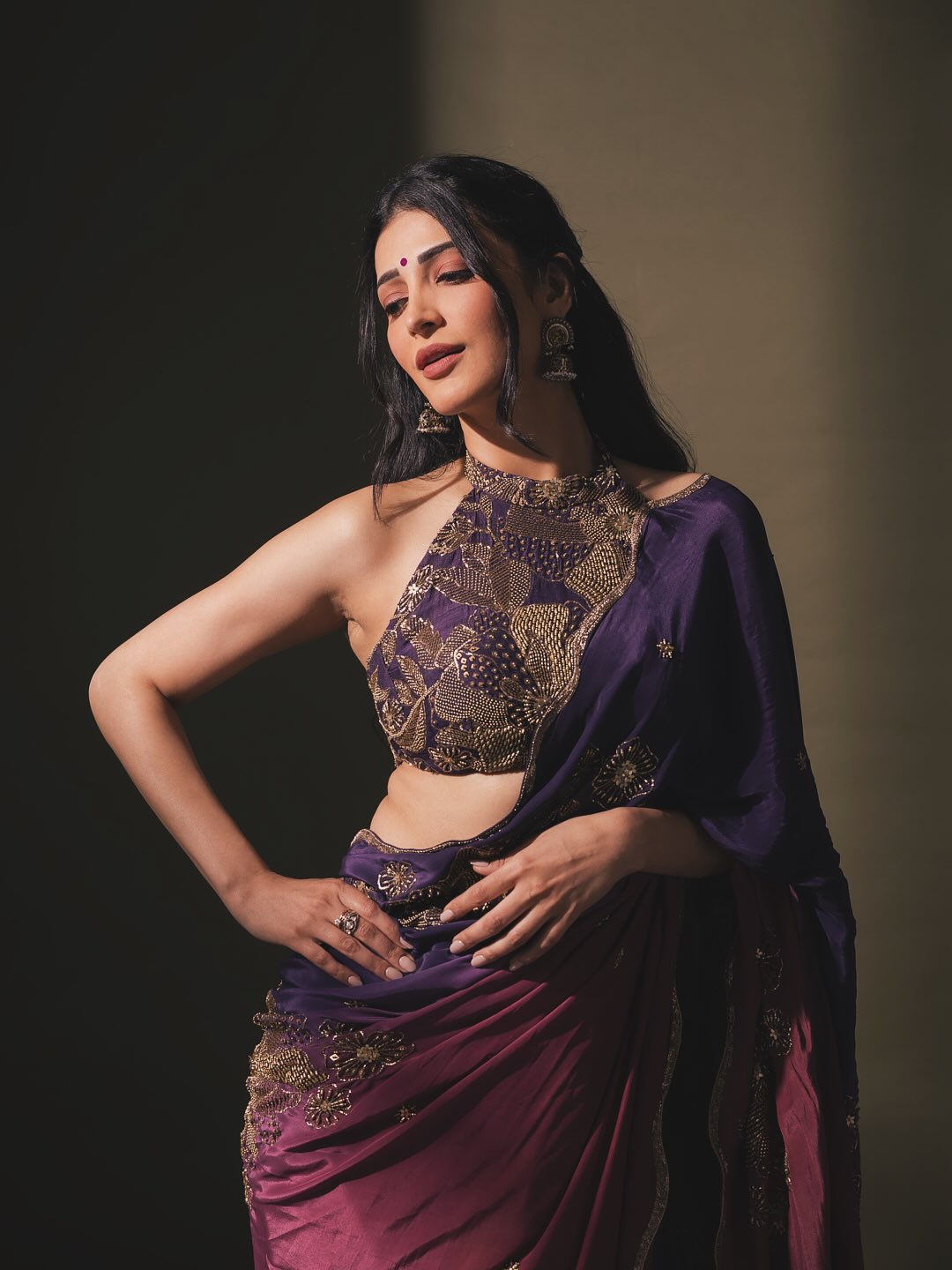 Shruti Haasan’s Regal Saree Shoot Showcases Her Classic Beauty and Style