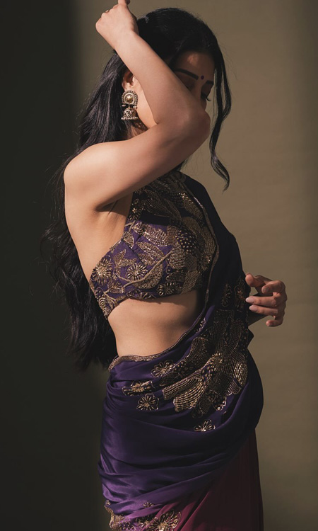 Shruti Haasan’s Regal Saree Shoot Showcases Her Classic Beauty and Style