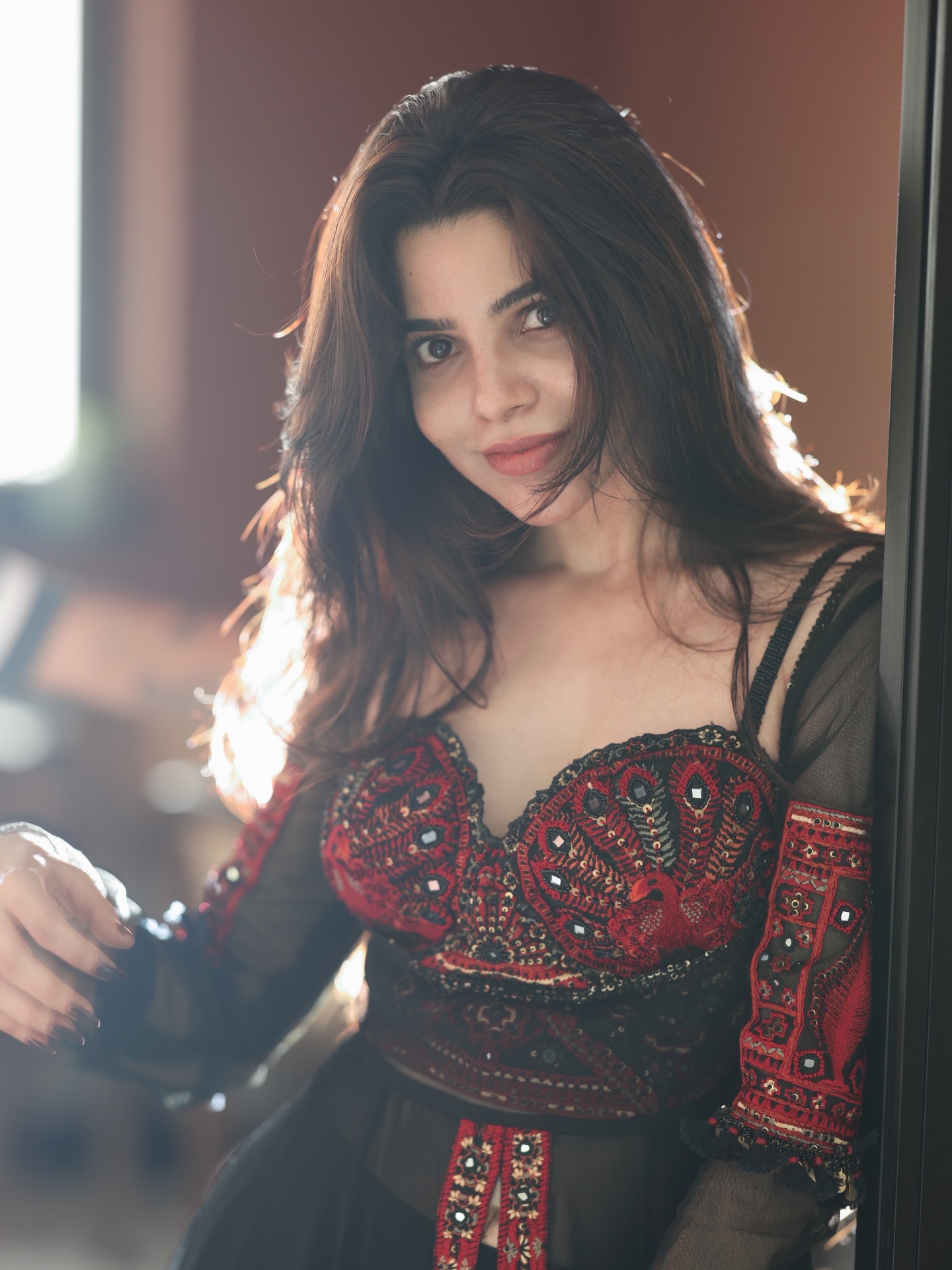 Divya Bharathi Impresses Fans with Elegant Ethnic Style and Glamour