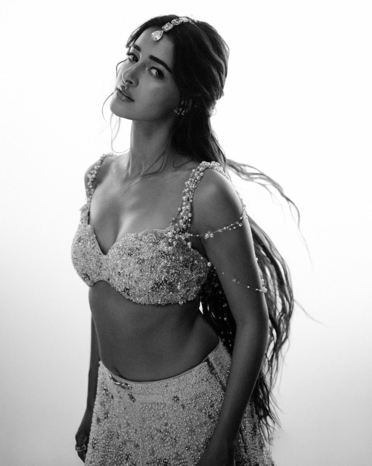 Ananya Panday Exudes Ethereal Monochromatic Grace in Regal Ethnic Wear