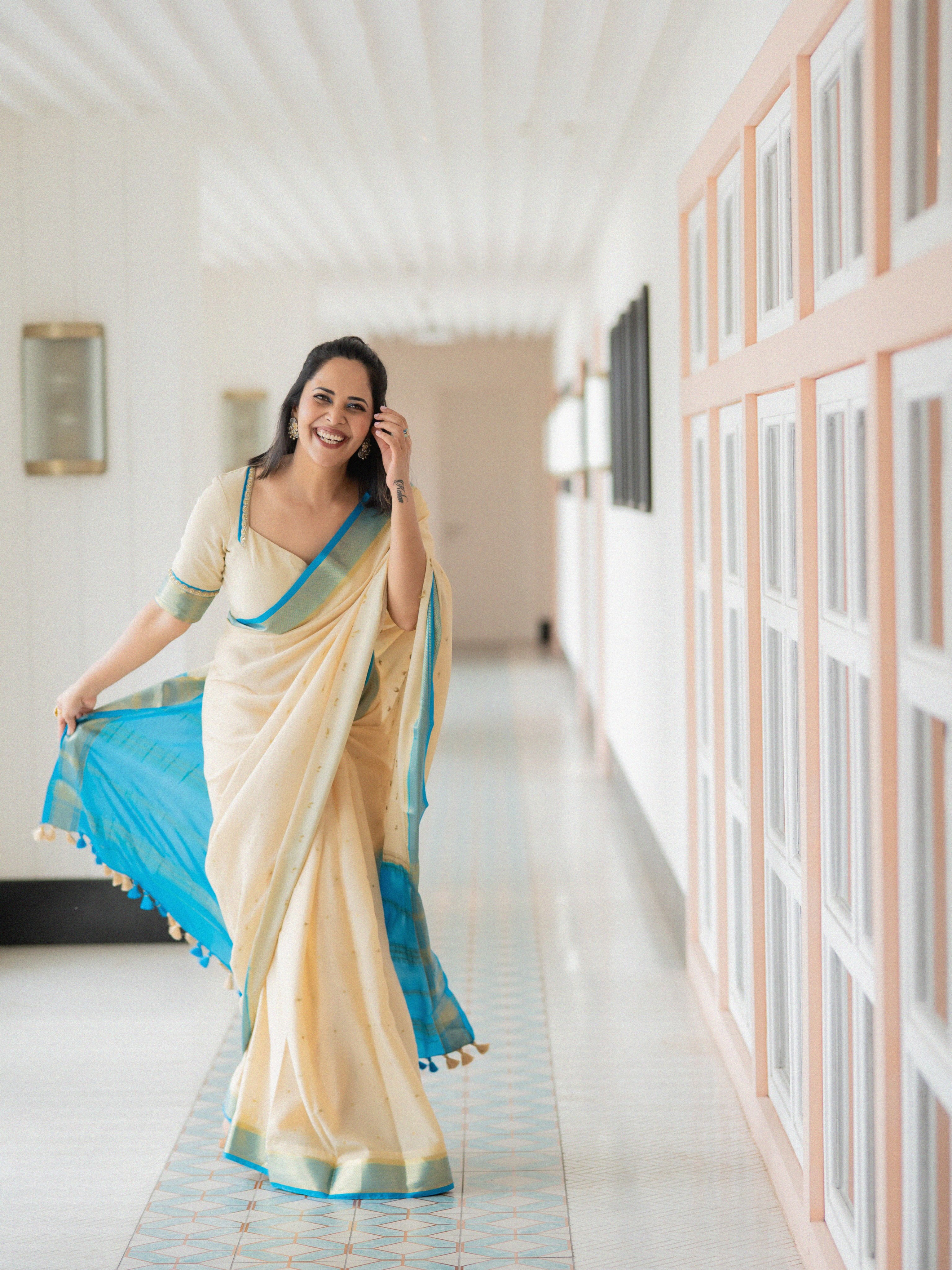 Anasuya Bharadwaj’s Joyful Saree Glow & Stellar Career