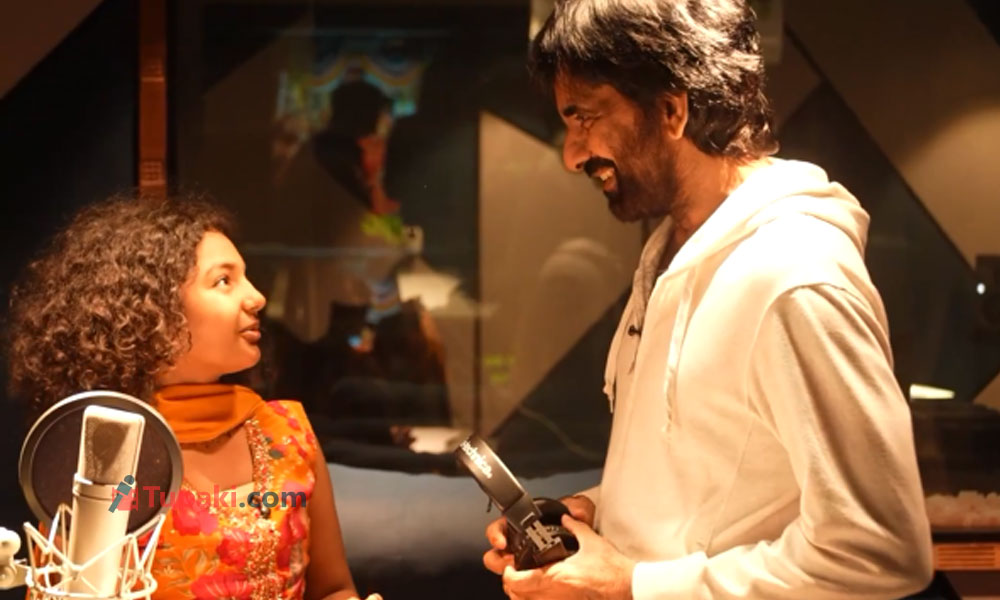 Ravi Teja begins dubbing for his heartwarming Irumudi Ravi Teja begins dubbing for his heartwarming Irumudi
