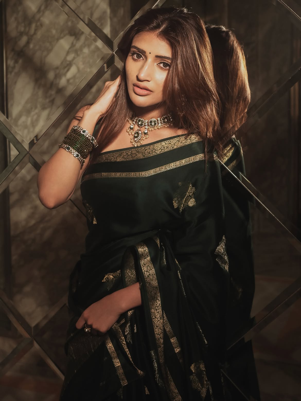 Sreeleelas Graceful Saree Look Wins Hearts Online