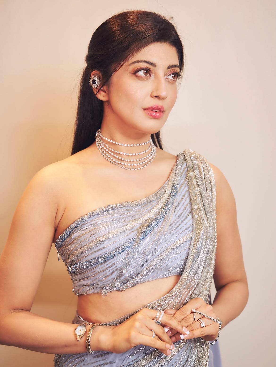 Pranitha Subhashs Ethnic Glam Look Wins Hearts