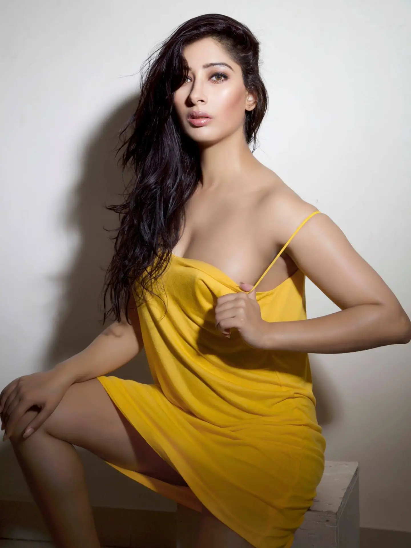 Niharica Raizada Stuns in Yellow Dress: A Perfect Blend of Beauty, Talent and Intelligence