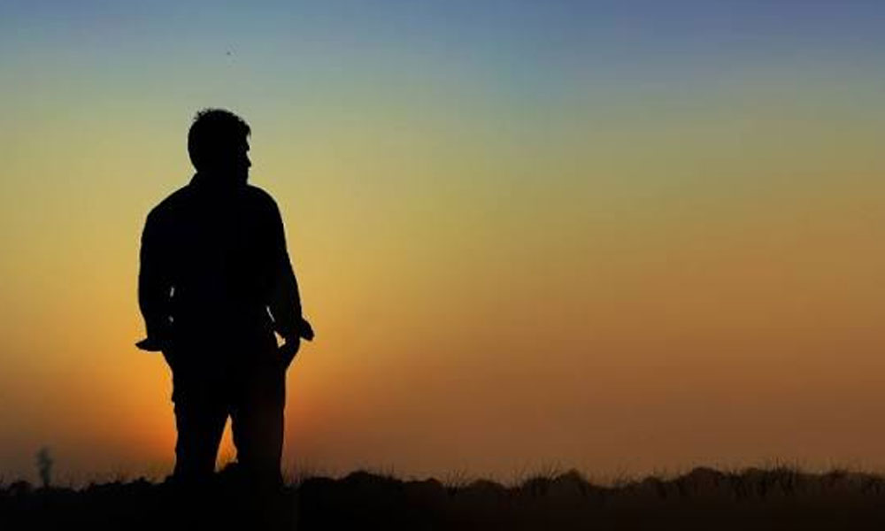అత్యంత దుర్భ‌ర జీవితంలో స్టార్ హీరో త‌మ్ముడు!
