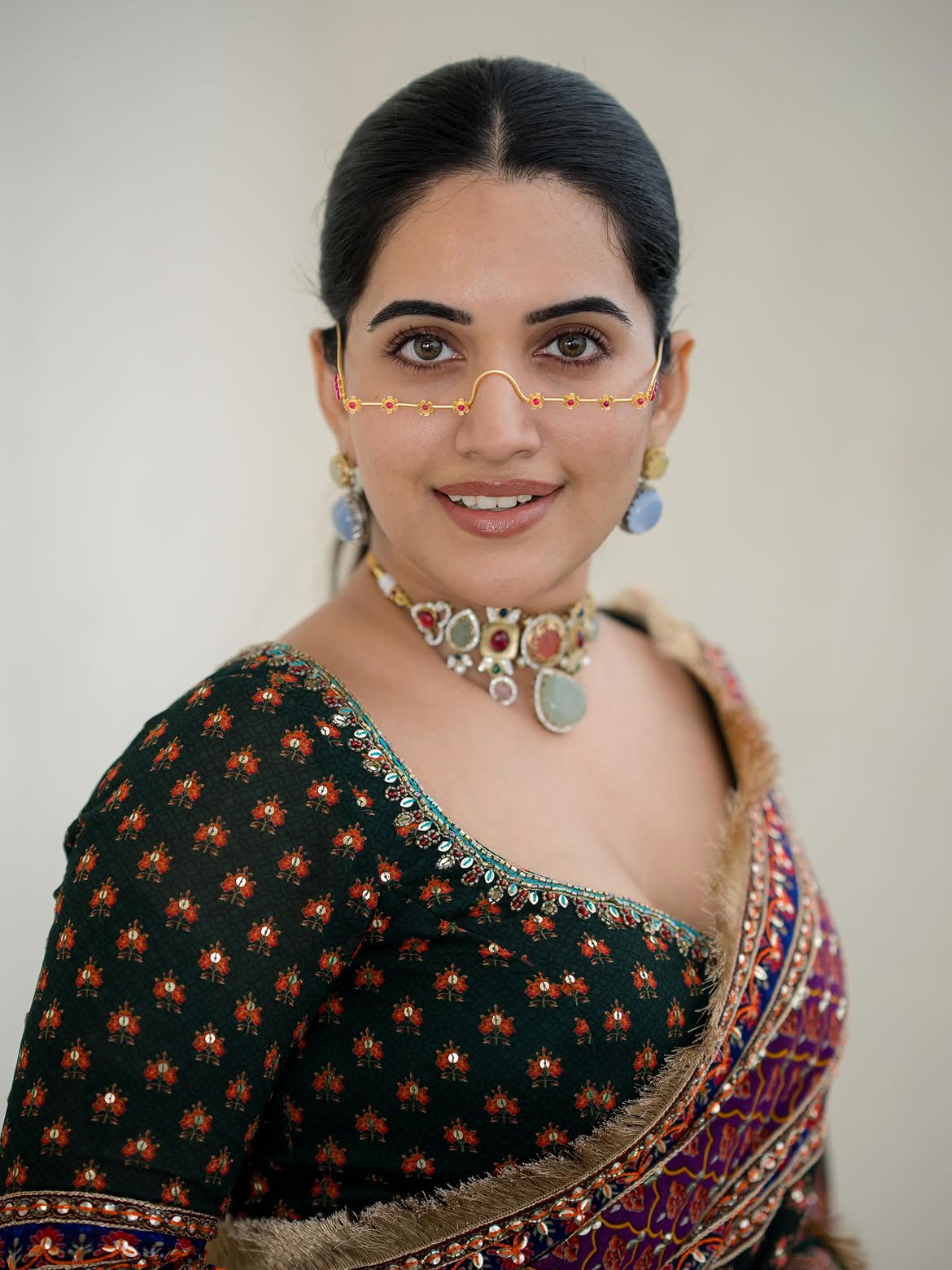Sravanthi Chokarapus Stunning Saree Style