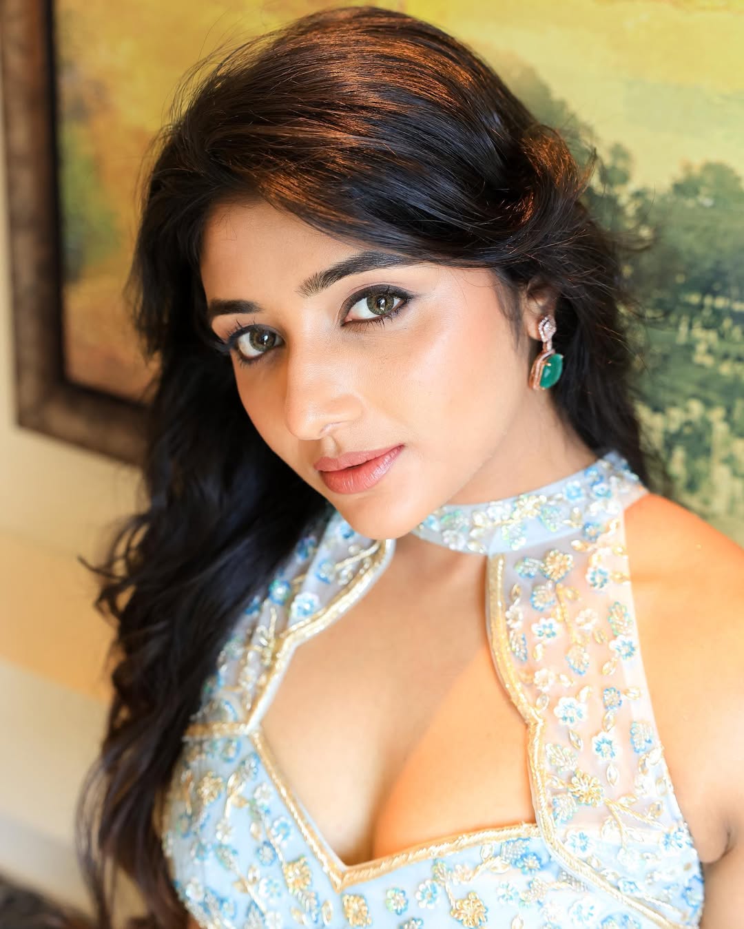 Mirna Menon Shines in Floral Outfit with Grace and Timeless Beauty