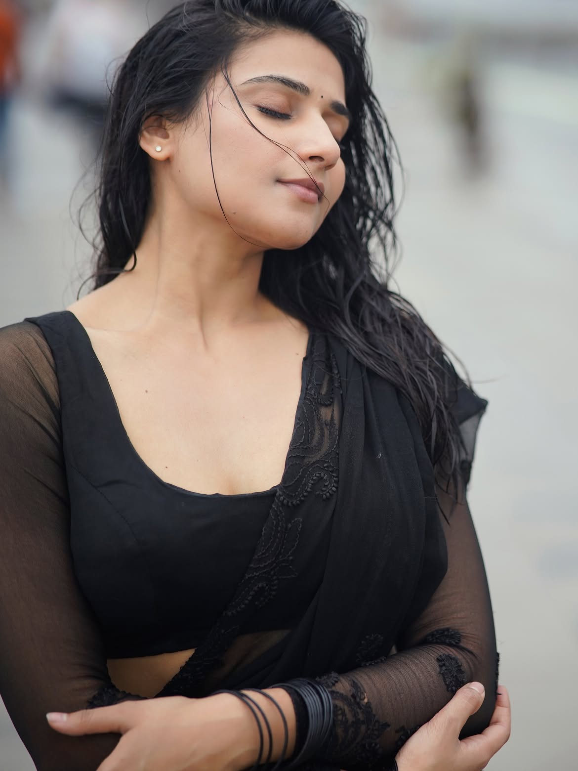 Prisha R Singh's Latest Glamorous Appearance