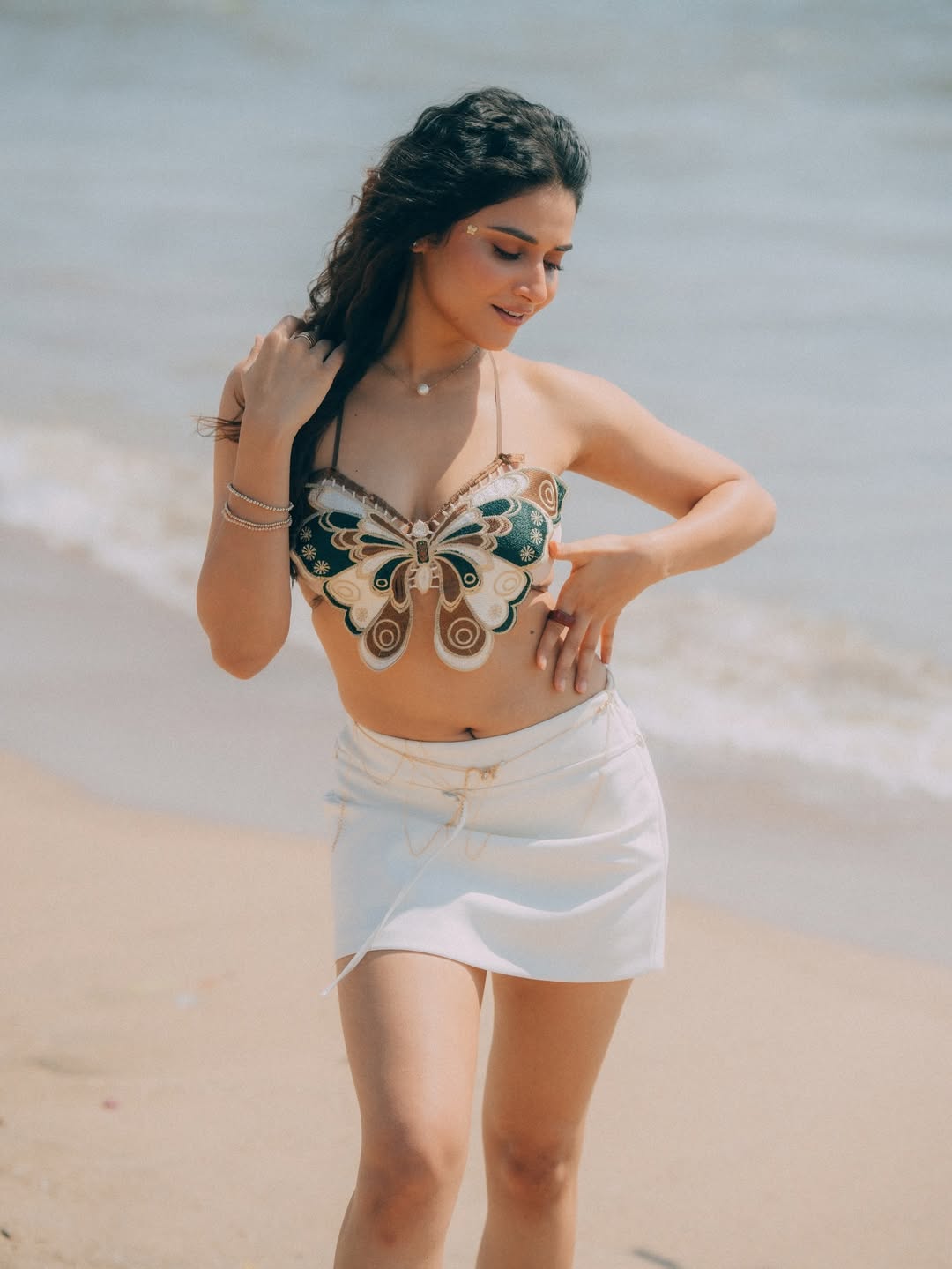 Prisha R Singh's Latest Glamorous Appearance
