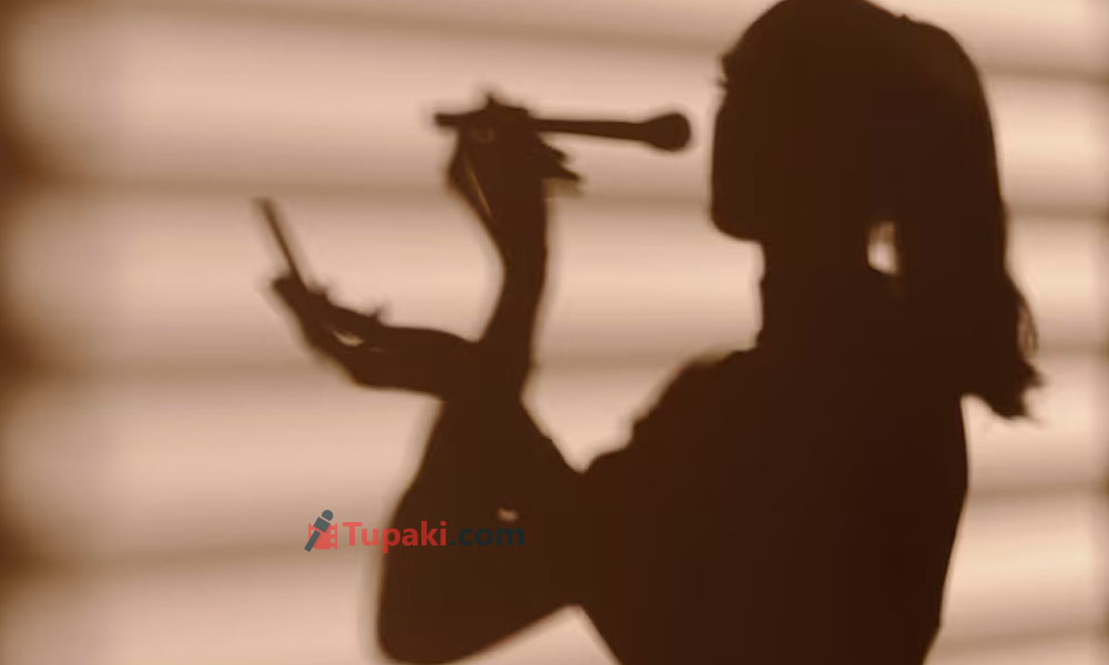 నిన్న లెనిన్.. నేడు చెన్నై లవ్ స్టోరీ.. అదే చర్చ