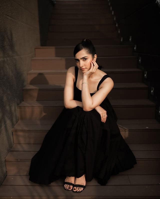 Rukmini Vasanths Chic Black Look Captures Her Timeless Beauty