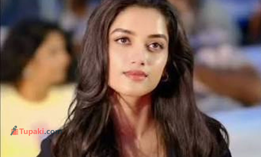 ఇండస్ట్రీకి వెళ్లడంపై ఫ్యామిలీ నో.. భాగ్యశ్రీ ఎమోషనల్ స్టోరీ వైరల్!