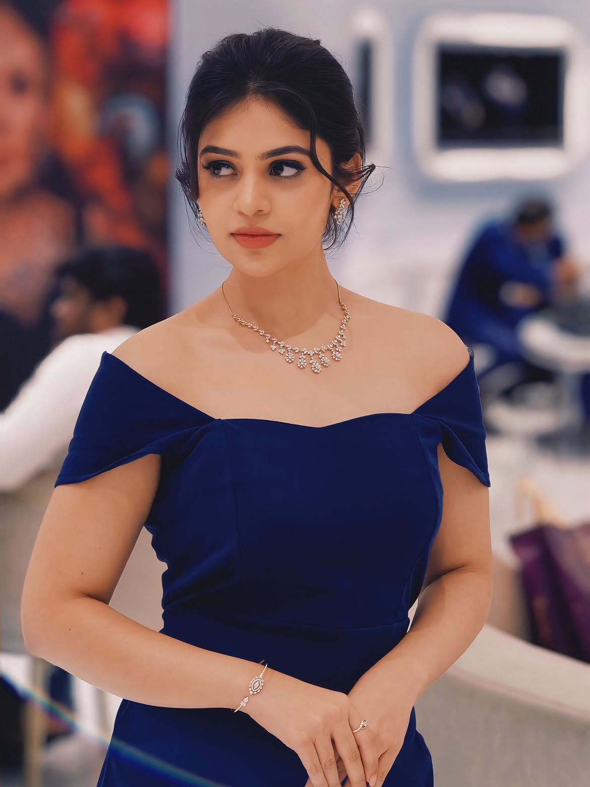Bandhavi Sridhar’s Royal Blue Look Wins Hearts With Timeless Beauty