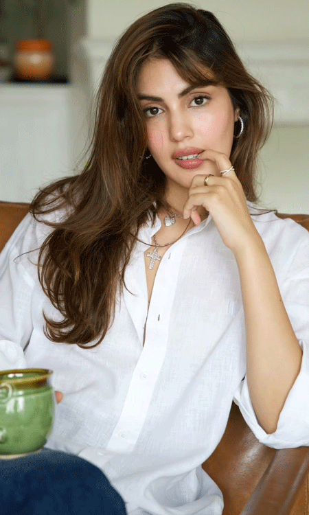 Rhea Chakraborty Looks Confident In Elegant Casual Look, Shares Motivational Note