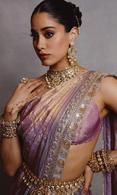 Janhvi Kapoor Stuns in Regal Kanchipuram Saree by Manish Malhotra