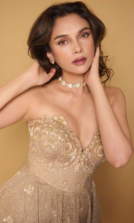 Aditi Rao Hydari Takes Center Stage in Jayanti Reddy