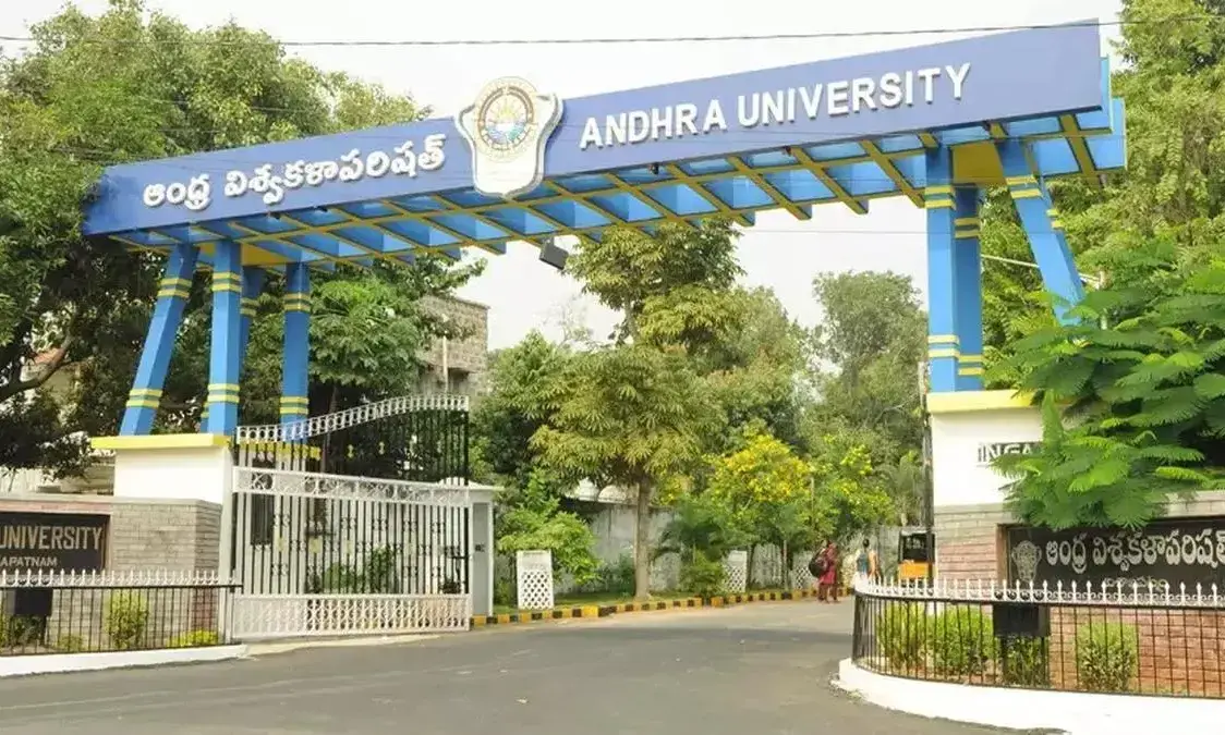 పది నిముషాలో రిటైర్మెంట్...ఇంతలో భారీ షాక్ !