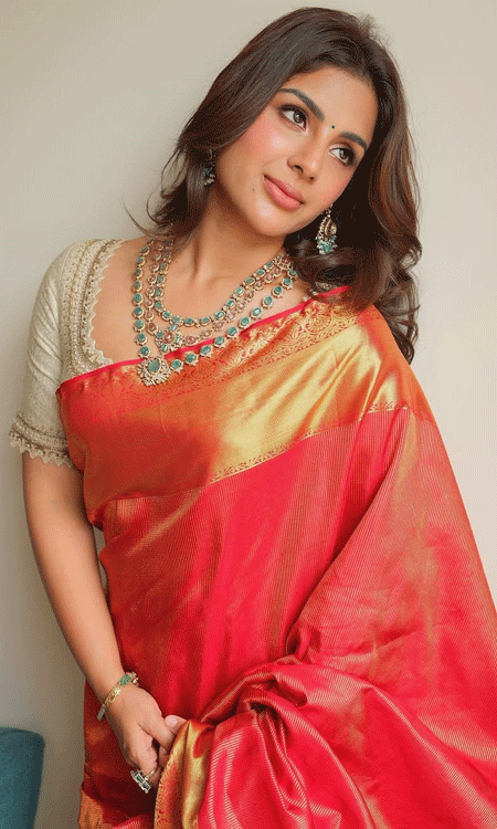 Samyuktha Menons Graceful Traditional Look Wins Hearts