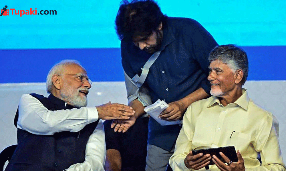 మోడీ మీద పవన్ వి అంచనాలా ...ఆరాధనా ? మోడీ మీద పవన్ వి అంచనాలా ...ఆరాధనా ?