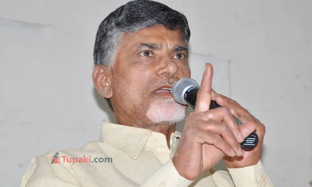 ప్రతీ ఇంటికీ వెళ్ళి తీరాల్సిందే...బాబు స్ట్రాంగ్ డోస్ !