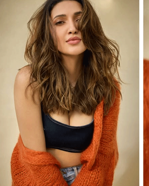 Neha Shetty’s Pulp Fiction Vibes: Cozy Style & Movie Career