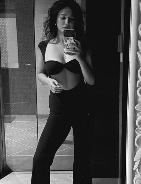 Aisha Sharma’s Bold Mirror Moment and Screen Journey